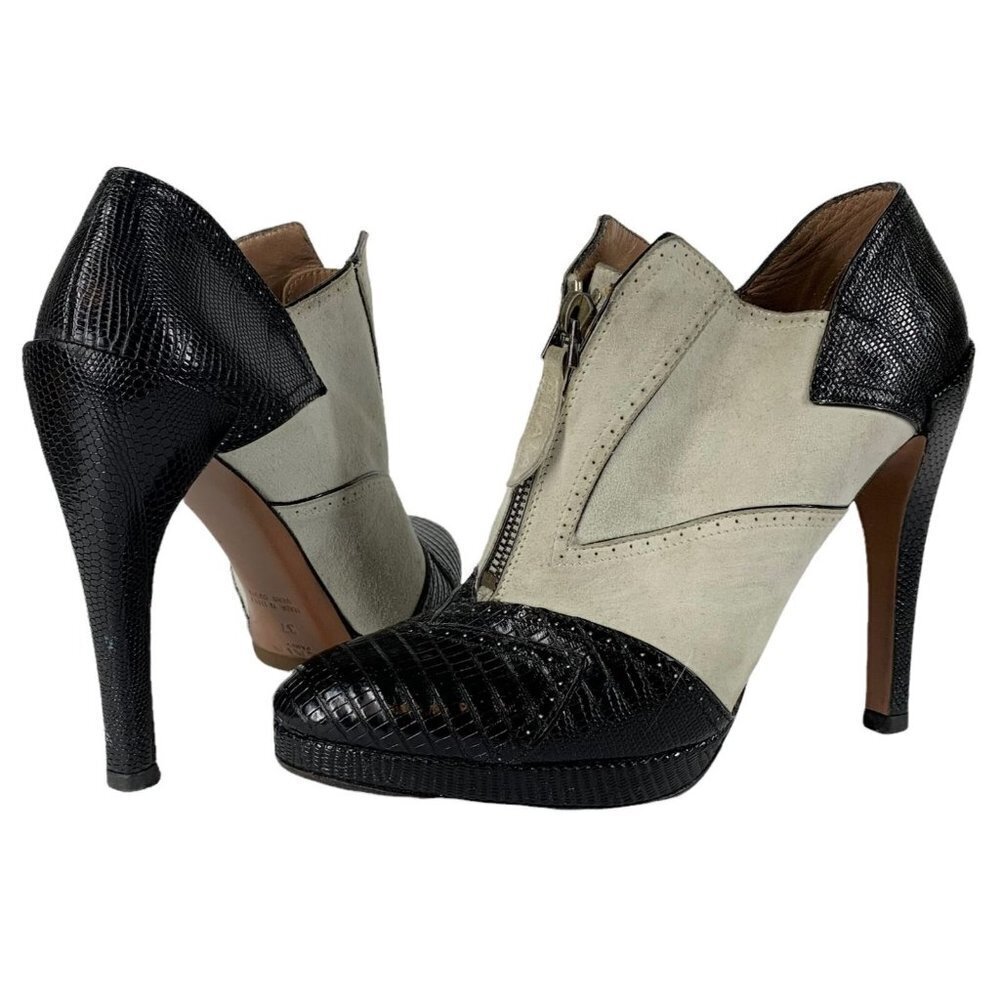 ALAIA Black and Gray Leather/Suede High Heel Spats Pumps AS IS Size 37 Booties